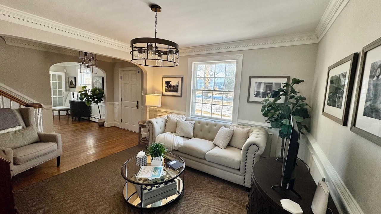 Photo of Livingroom in Glen Allen
