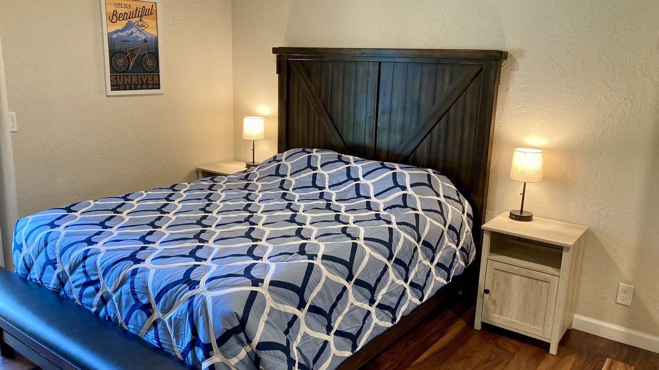 Photo of Bedroom in Sunriver