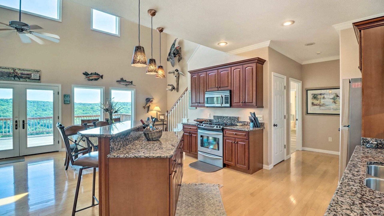Photo of Kitchen in Bull Shoals