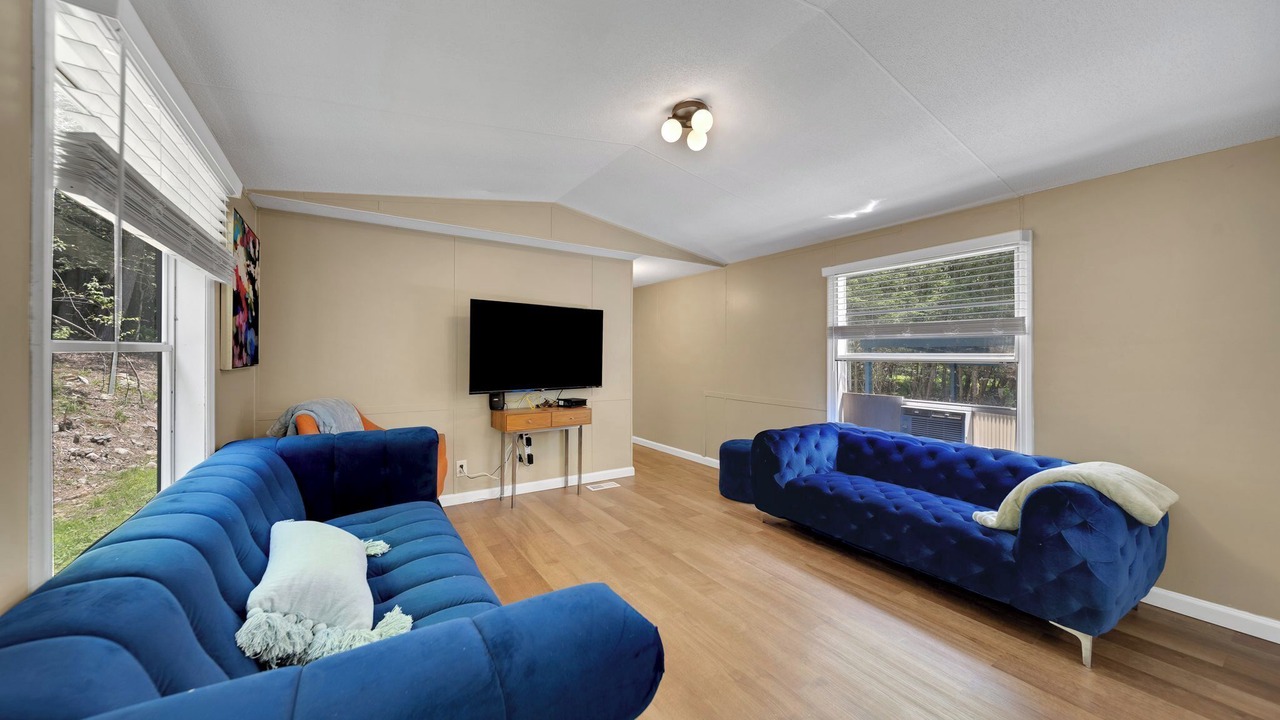 Photo of Livingroom in Liberty