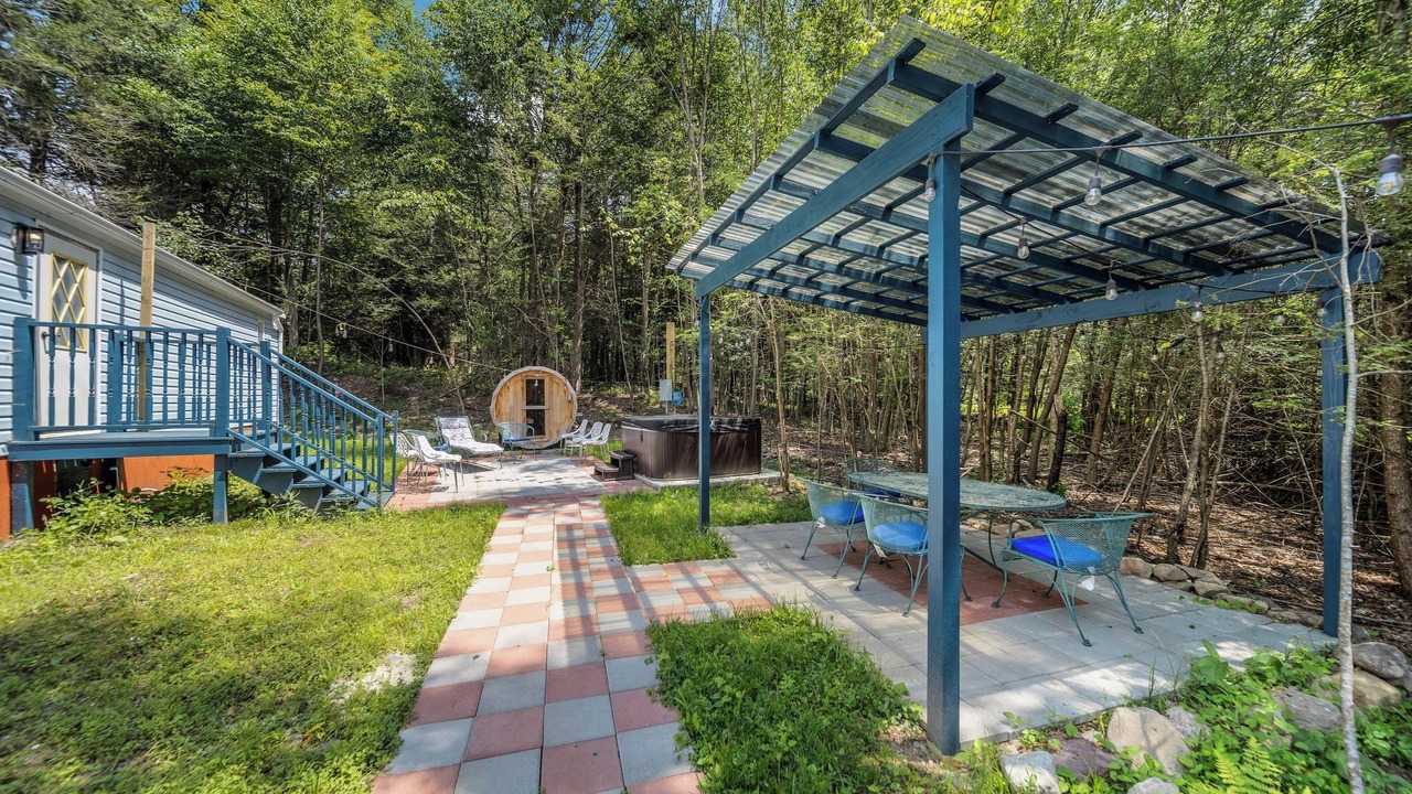 Photo of Outdoor in Liberty