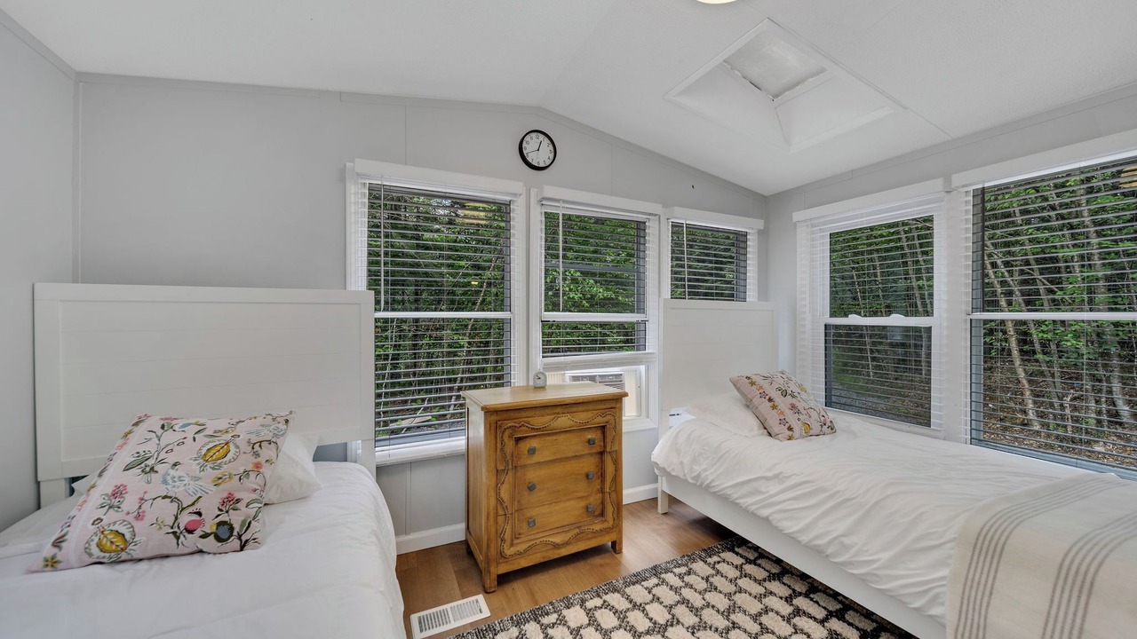 Photo of Bedroom in Liberty