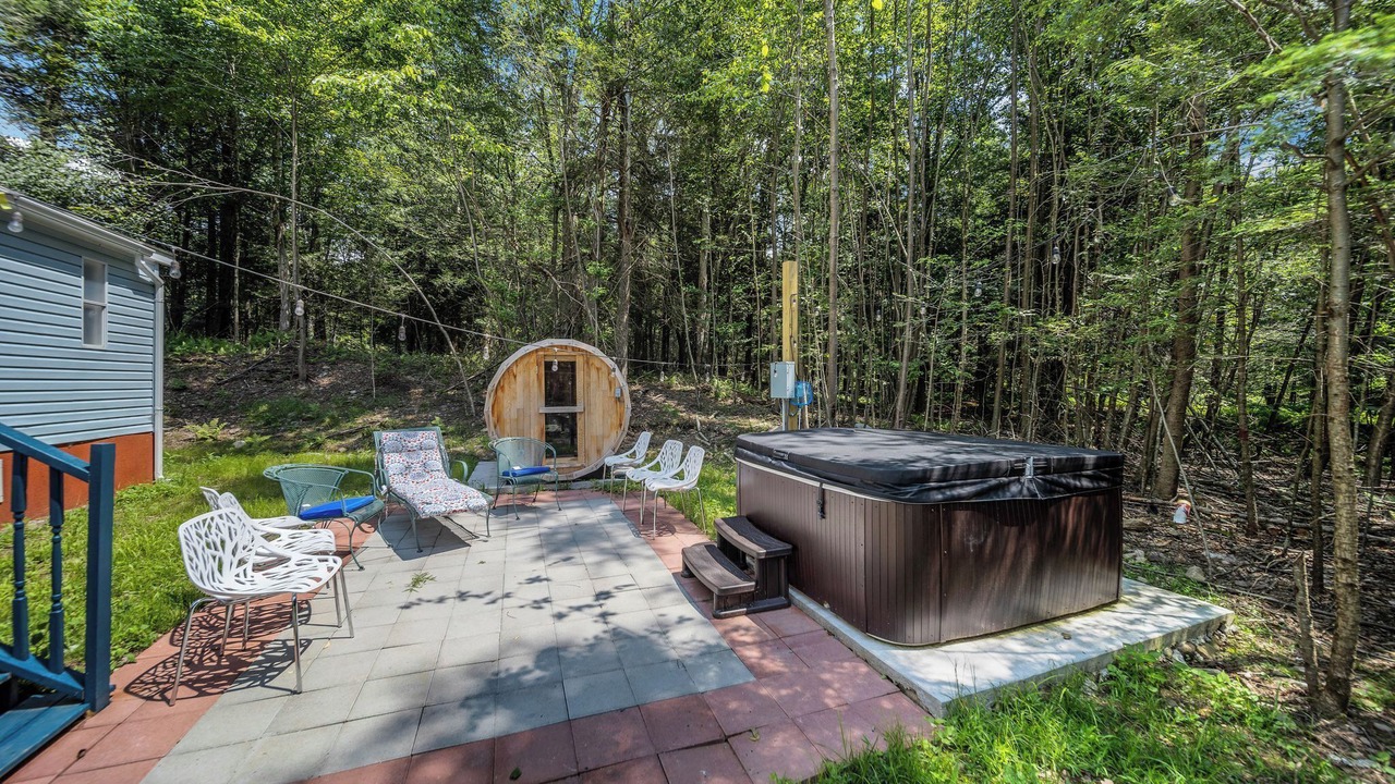 Photo of Outdoor in Liberty