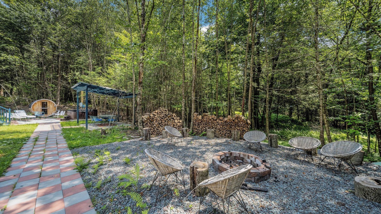 Photo of Patio Balcony in Liberty