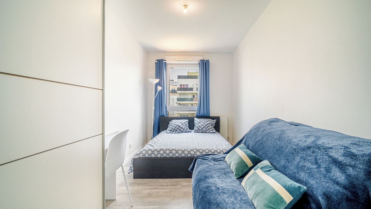 Photo of Bedroom in Trappes