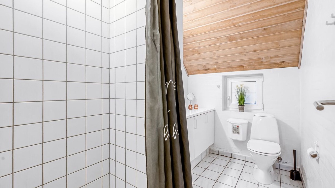 Photo of Bathroom in Øhuse
