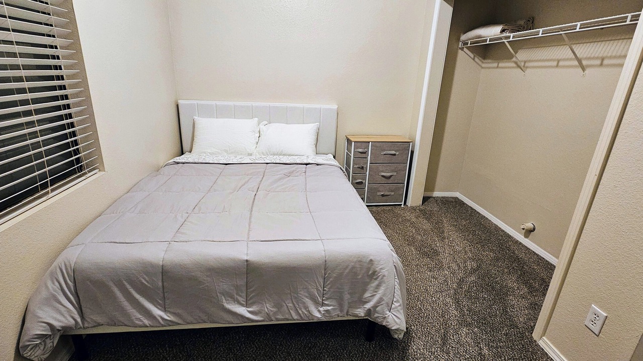 Photo of Bedroom in Rio Rancho