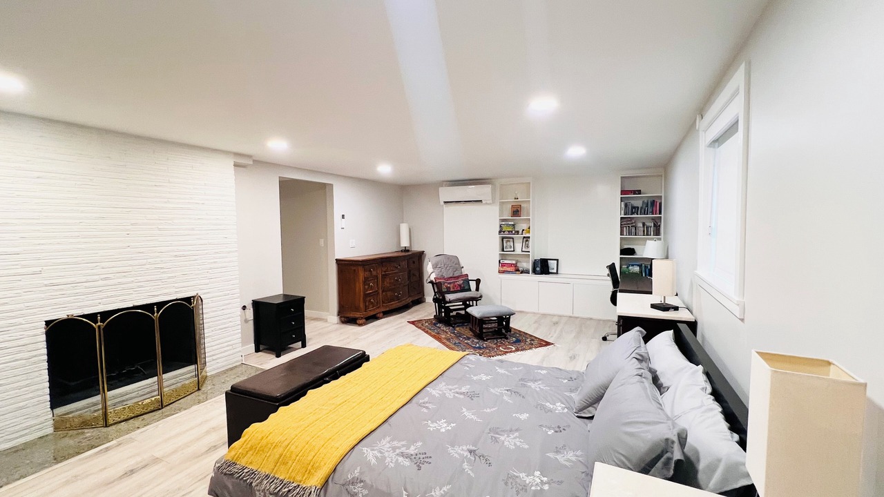 Photo of Others in Magnolia