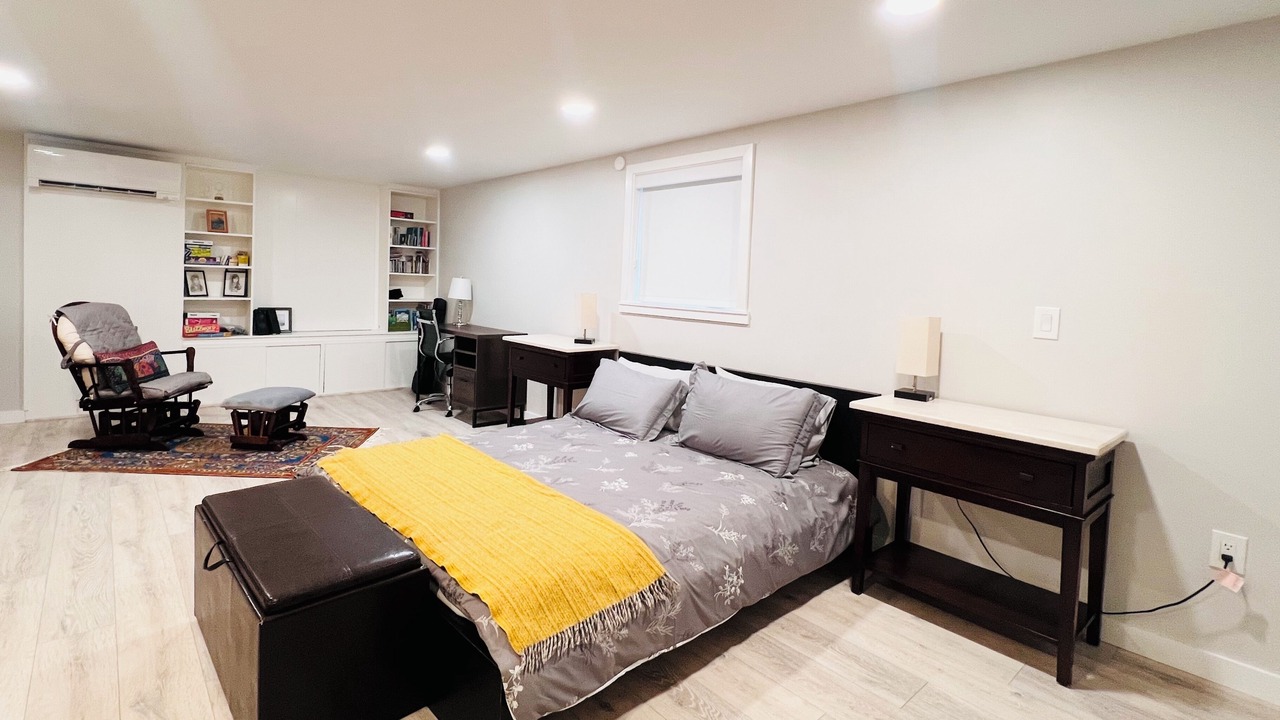 Photo of Others in Magnolia