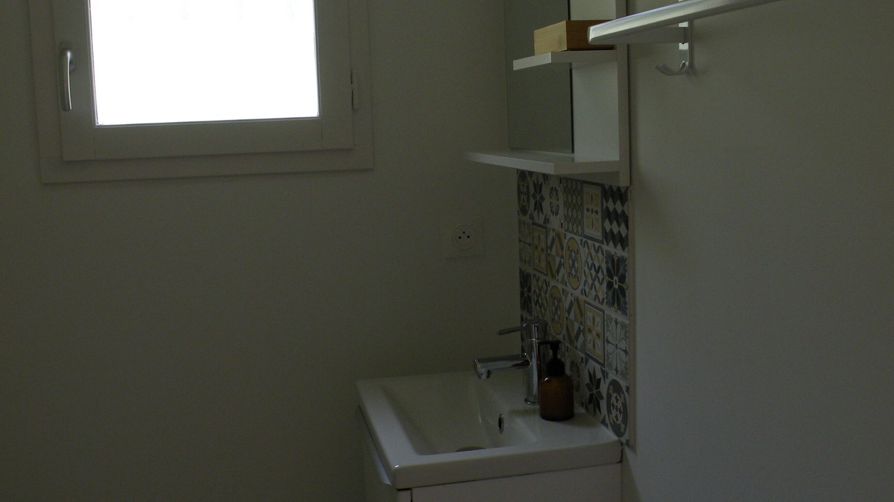 Photo of Bathroom in Saint-Quentin-la-Poterie
