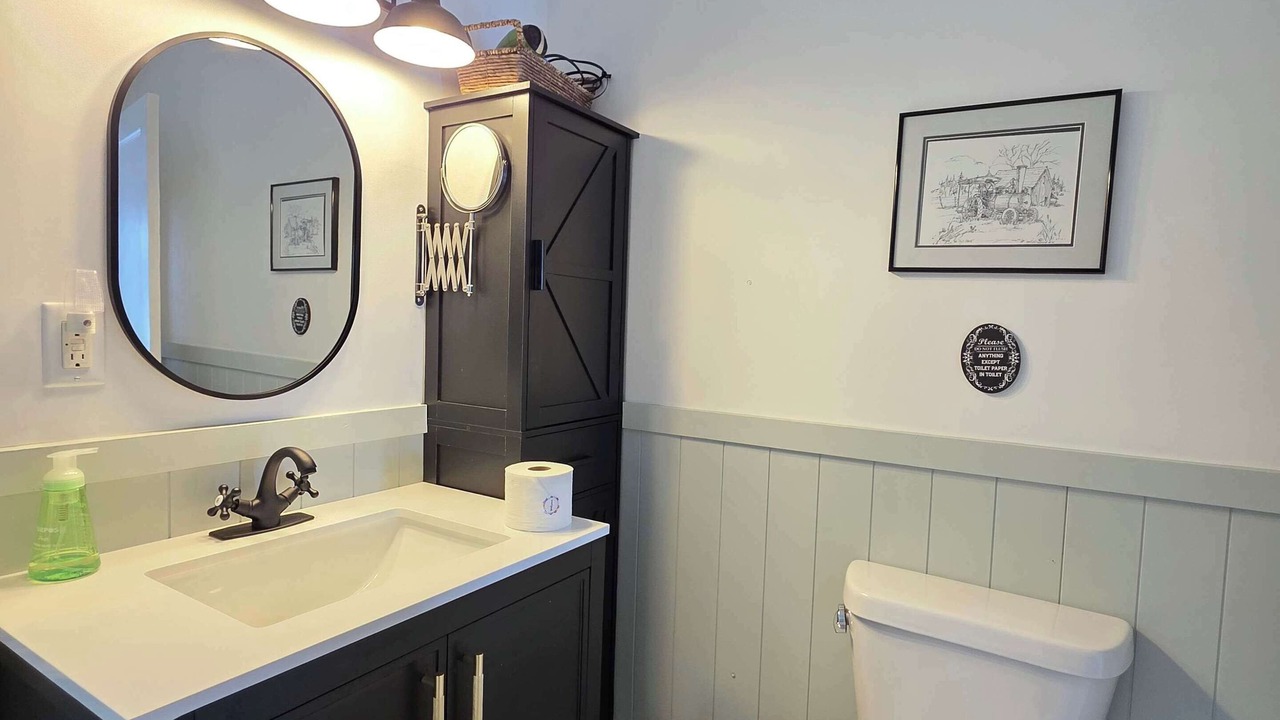 Photo of Bathroom in Fogo