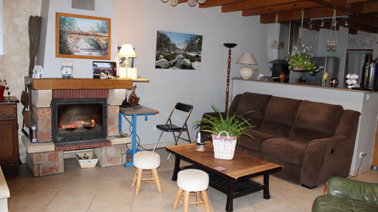 Photo of Livingroom in Surba