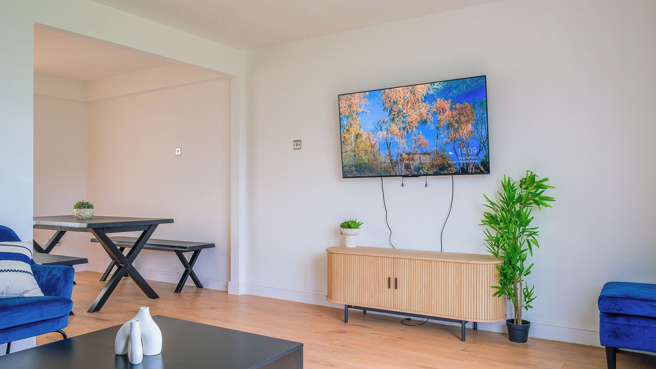 Photo of Others in Watford