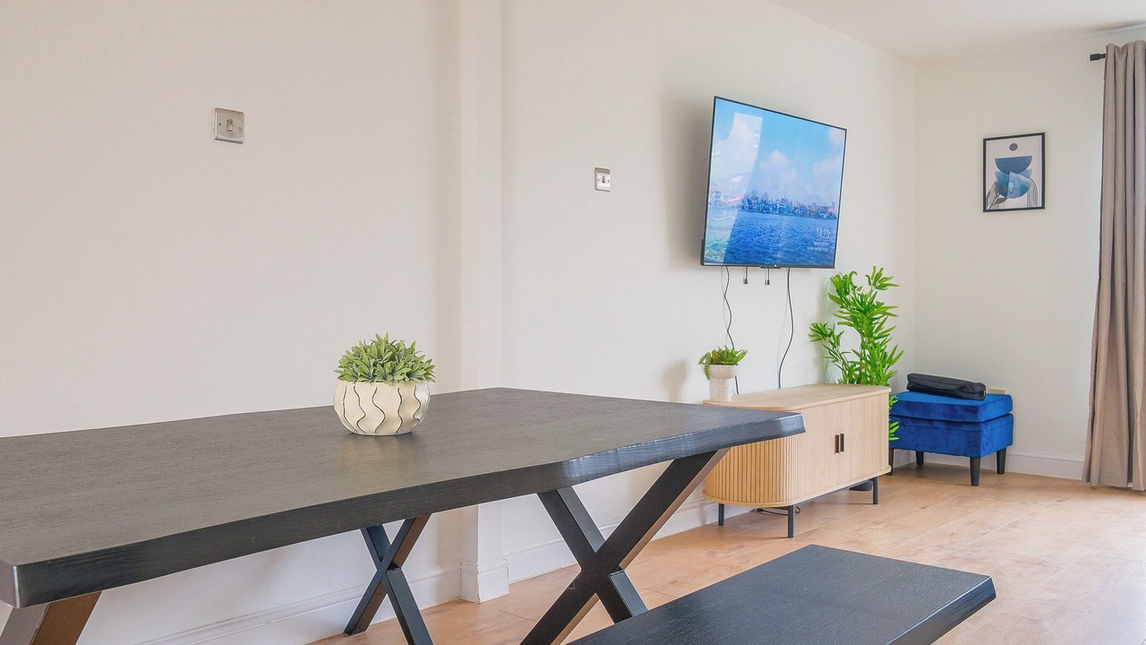 Photo of Others in Watford