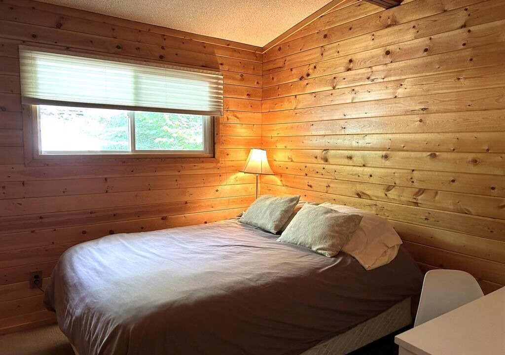 Photo of Bedroom in Hillside Beach