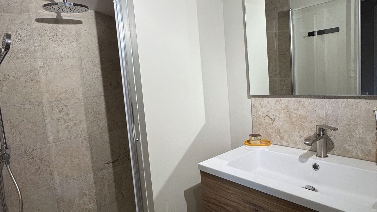 Photo of Bathroom in Balaruc-le-Vieux