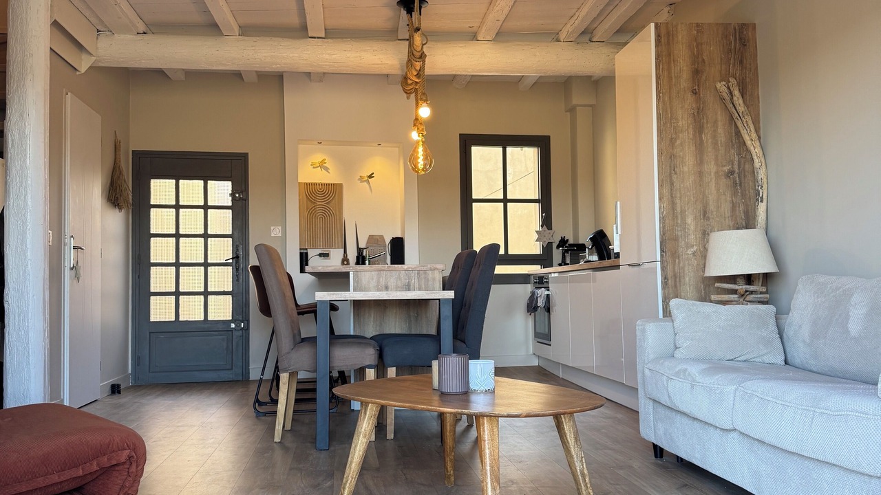 Photo of Livingroom in Balaruc-le-Vieux