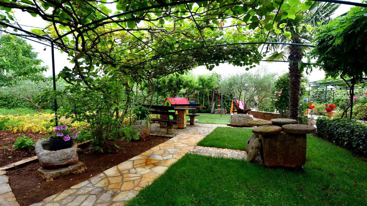 Photo of Outdoor in Gabonjin