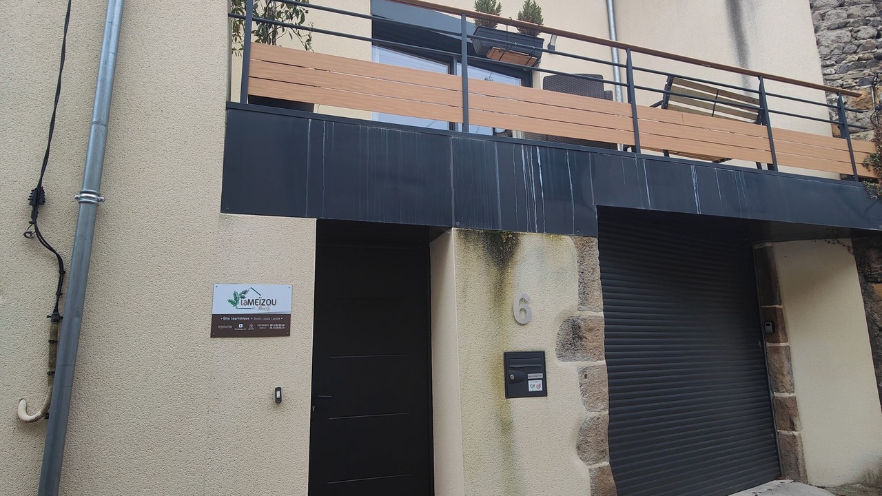 Photo of Outdoor in Les Martres-de-Veyre