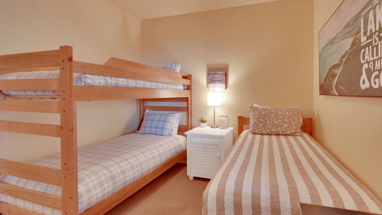 Photo of Bedroom in Oroville