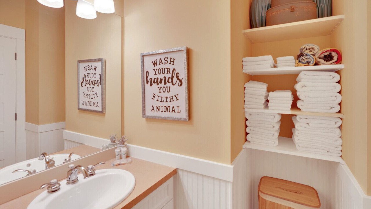 Photo of Bathroom in Oroville