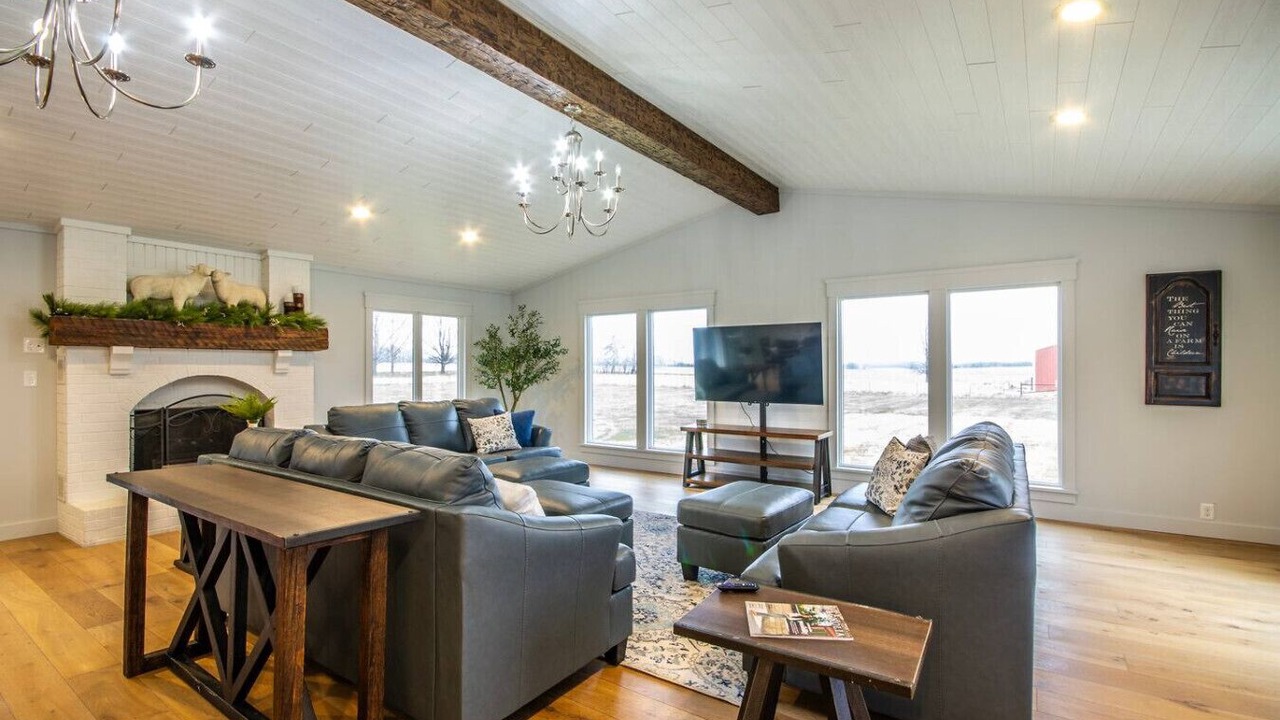 Photo of Livingroom in Rolla