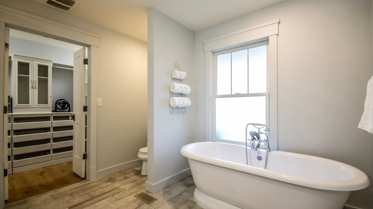 Photo of Bathroom in Rolla