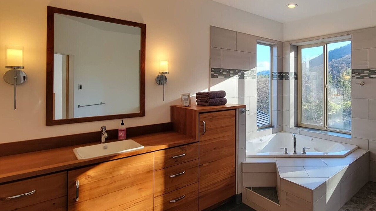Photo of Bathroom in Ashland
