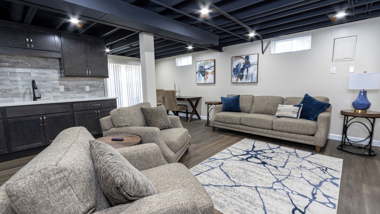 Photo of Livingroom in Fenton