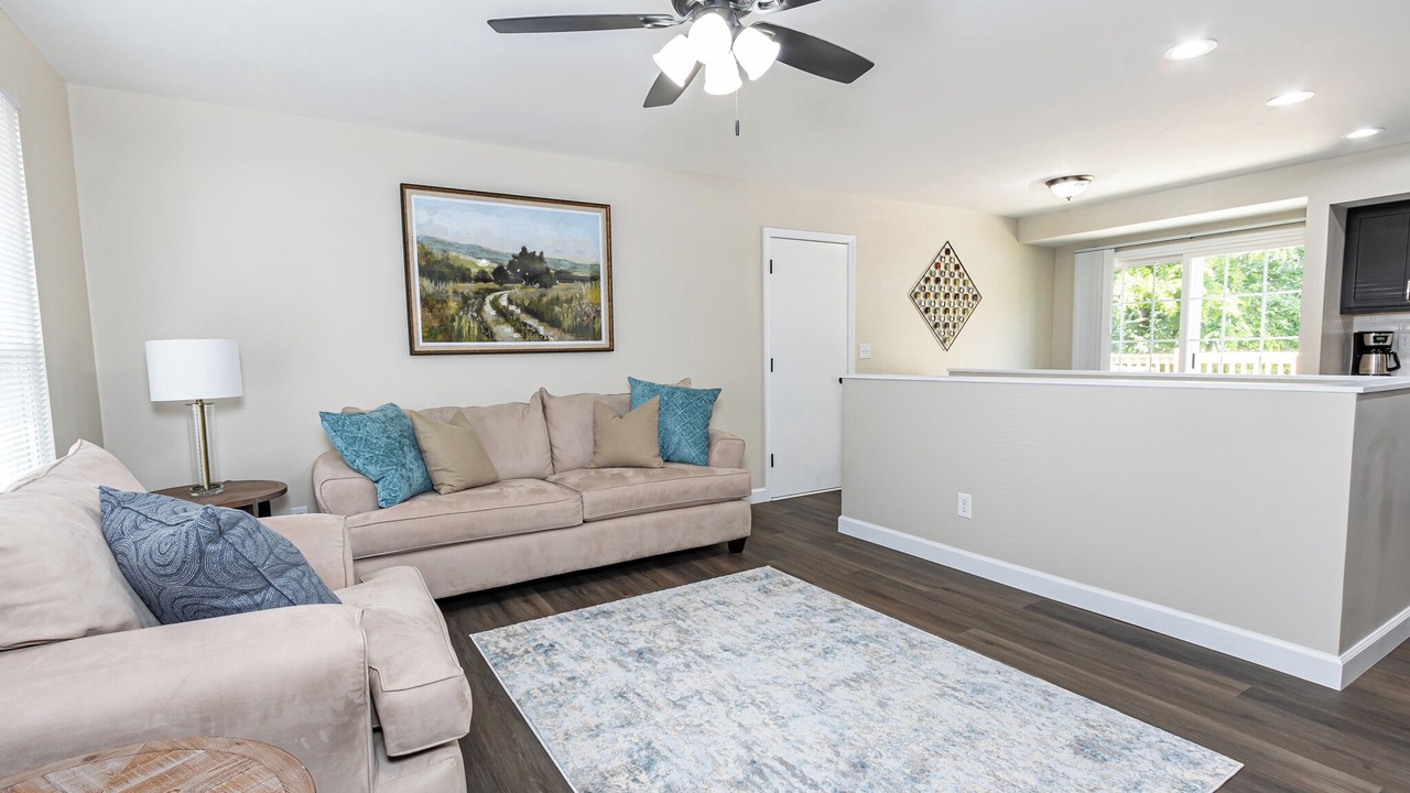 Photo of Livingroom in Fenton