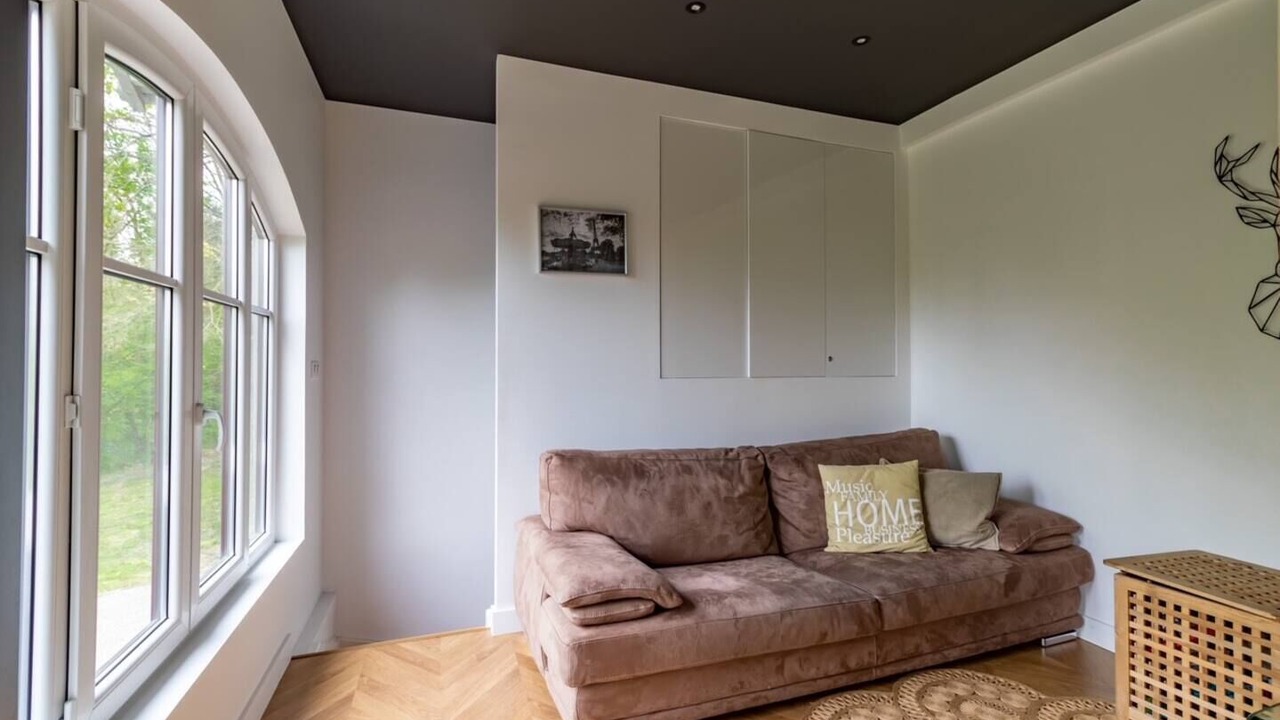 Photo of Livingroom in Neuville-sur-Oise