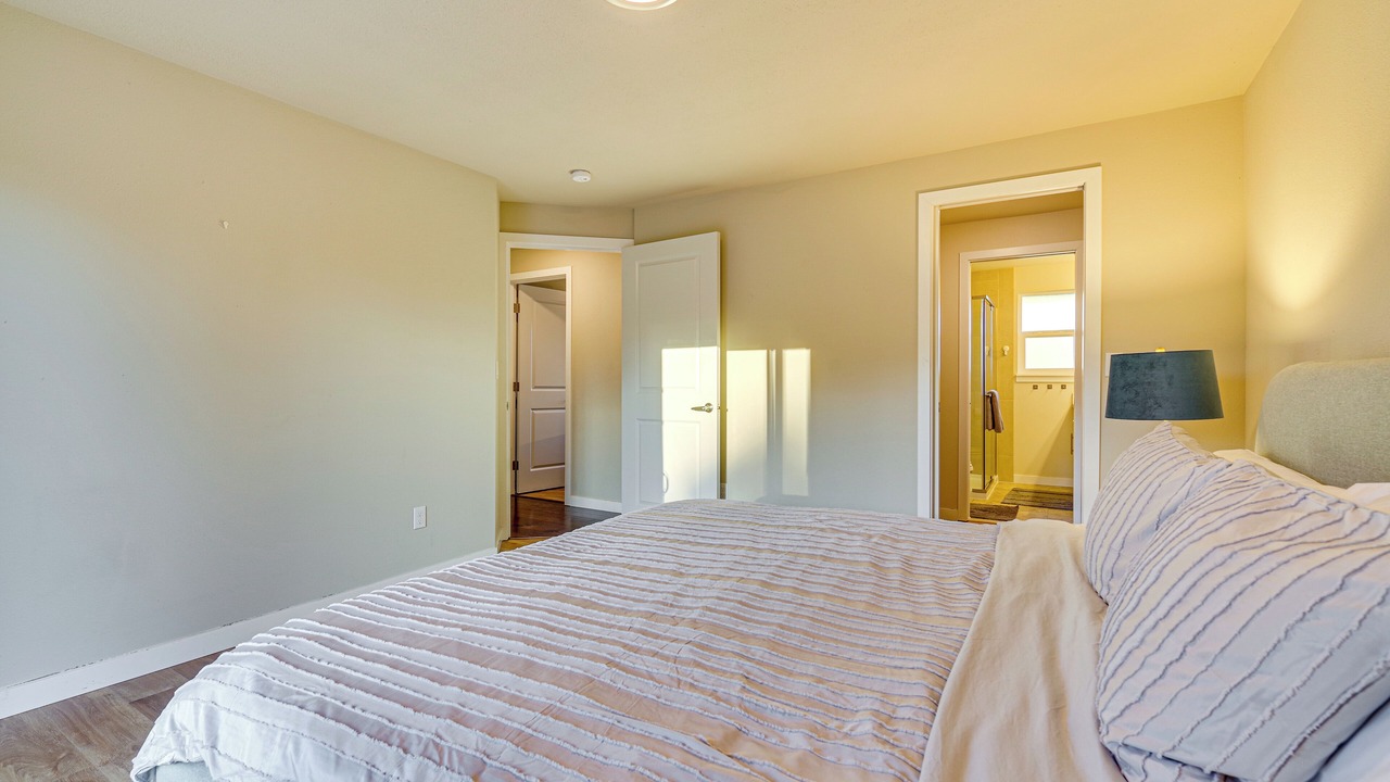 Photo of Bedroom in Silver Lake