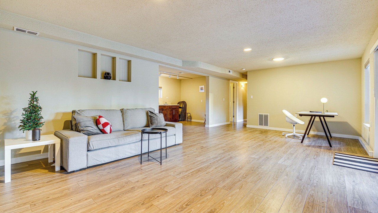 Photo of Livingroom in Silver Lake