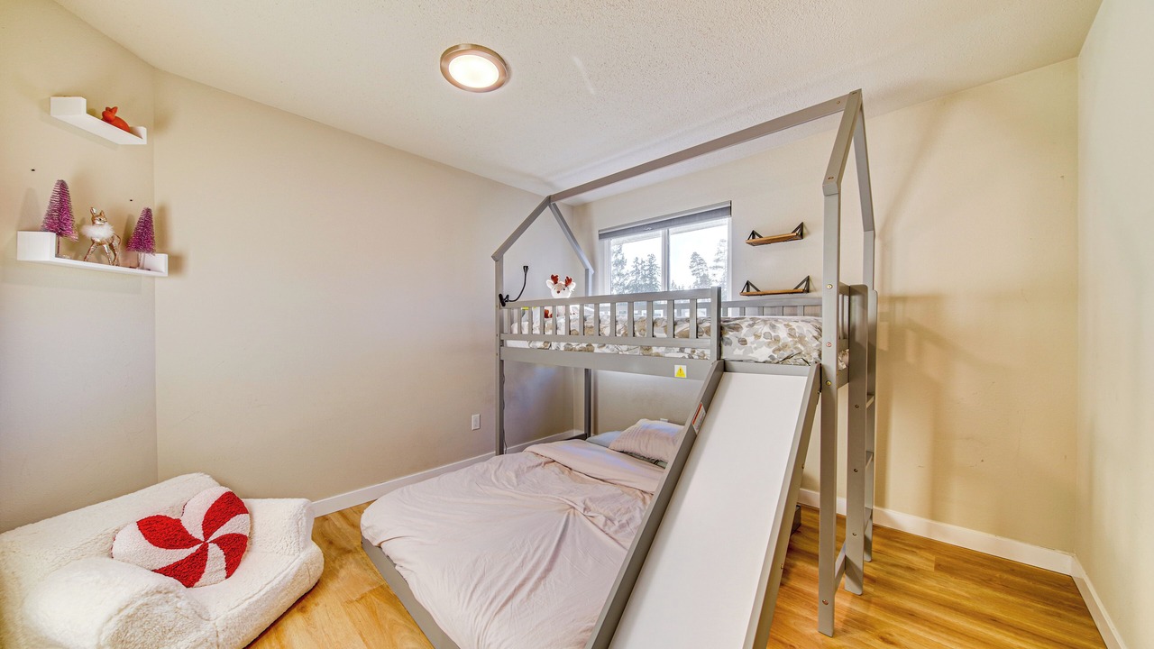 Photo of Others in Silver Lake