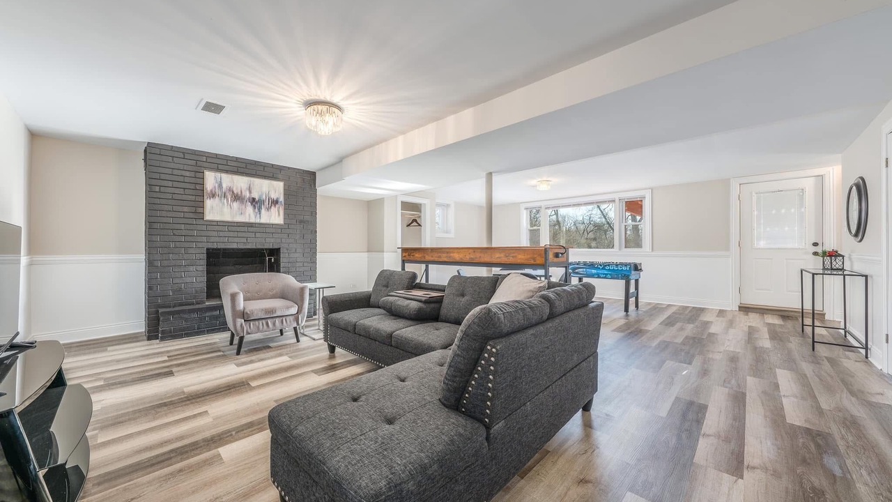 Photo of Livingroom in Olympia Fields