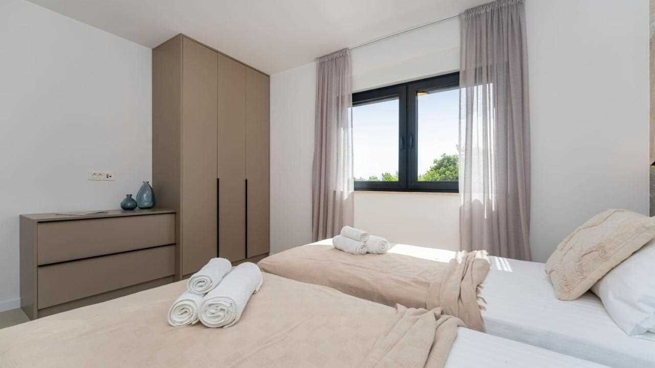 Photo of Bedroom in Seline