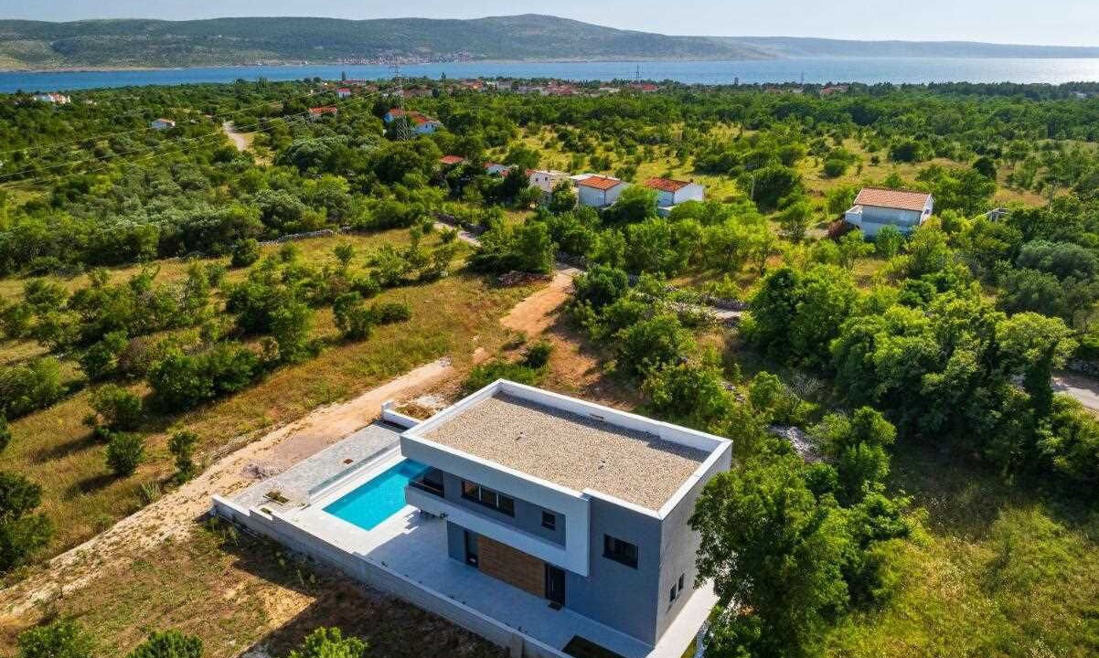Photo of Outdoor in Seline