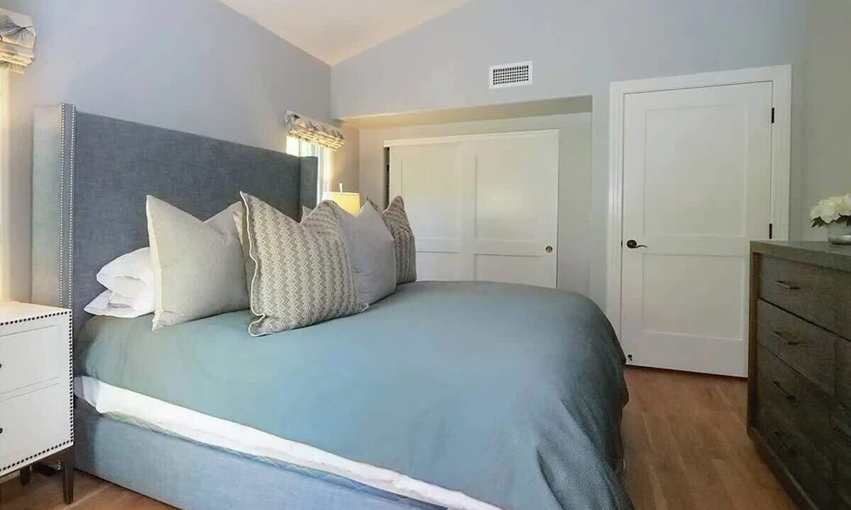 Photo of Bedroom in Rancho Palos Verdes