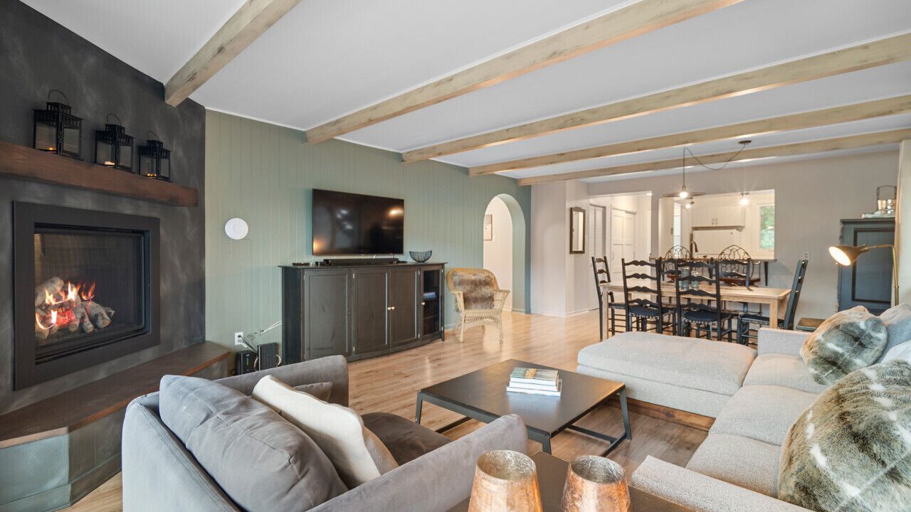 Photo of Livingroom in Mont-Tremblant