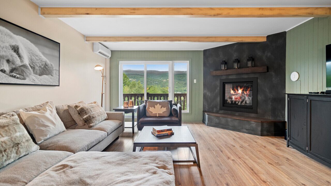Photo of Livingroom in Mont-Tremblant