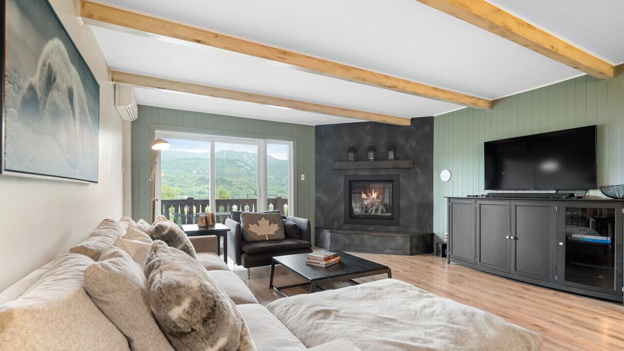 Photo of Livingroom in Mont-Tremblant