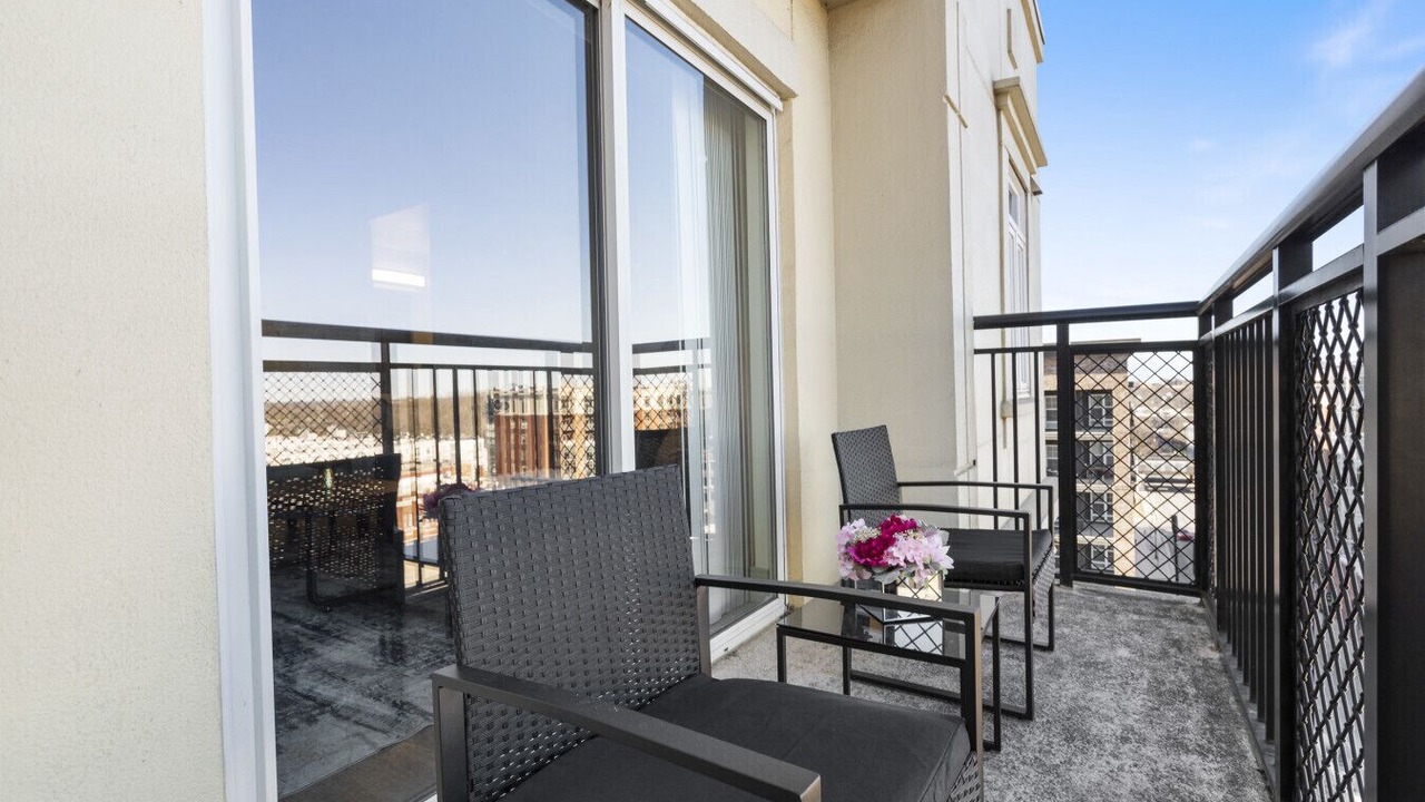 Photo of Patio Balcony in Charlotte Center City