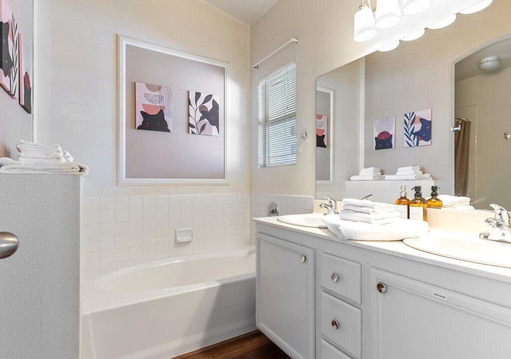 Photo of Bathroom in North Las Vegas