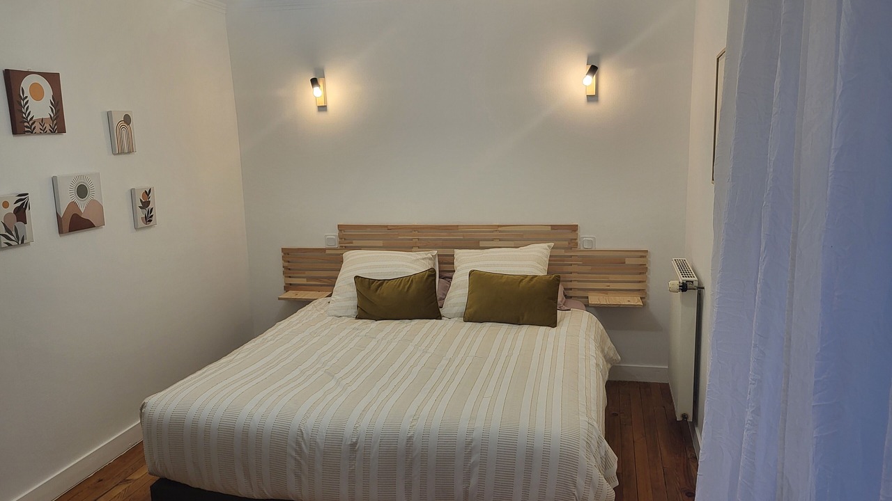 Photo of Bedroom in Dinan