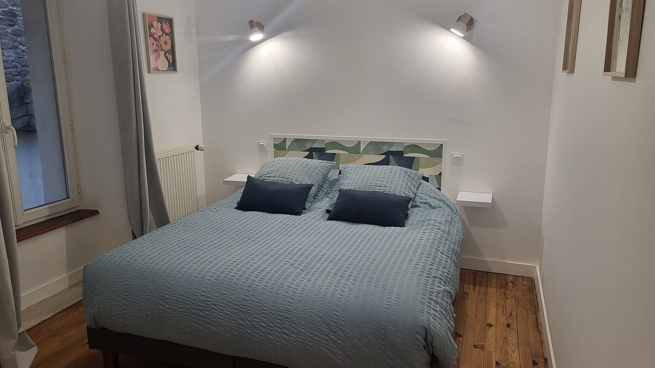 Photo of Bedroom in Dinan