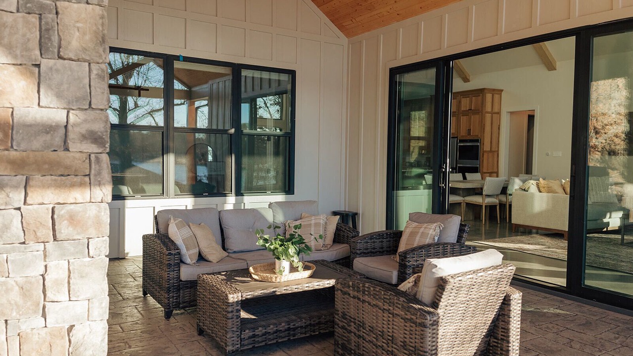 Photo of Patio Balcony in Dogwood