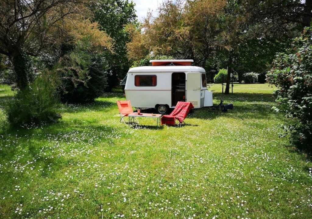 Photo of Outdoor in Vaux-le-Penil