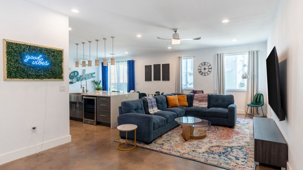 Photo of Livingroom in Blackshear-Prospect Hill