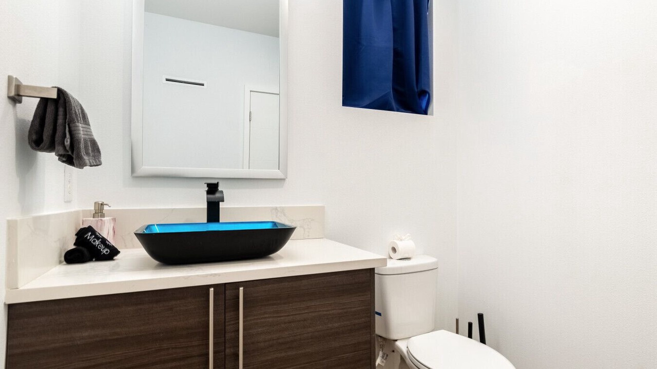 Photo of Bathroom in Blackshear-Prospect Hill