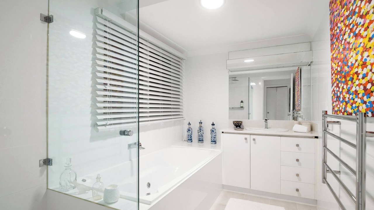 Photo of Bathroom in Avalon Beach